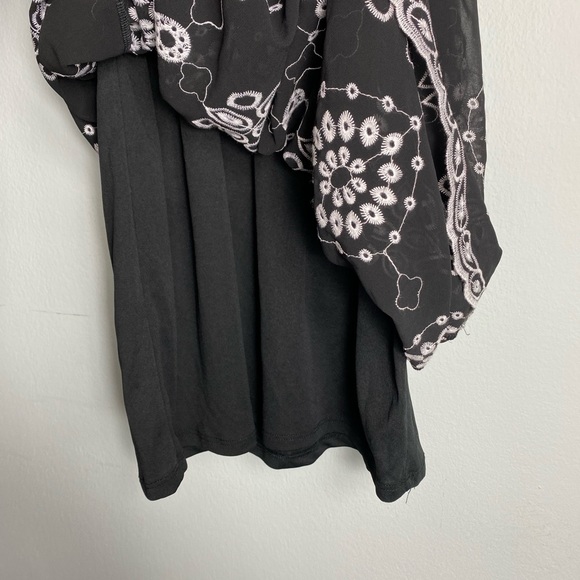 NWT Romeo & Juliet Black & White Eyelet Dress - Picture 9 of 10